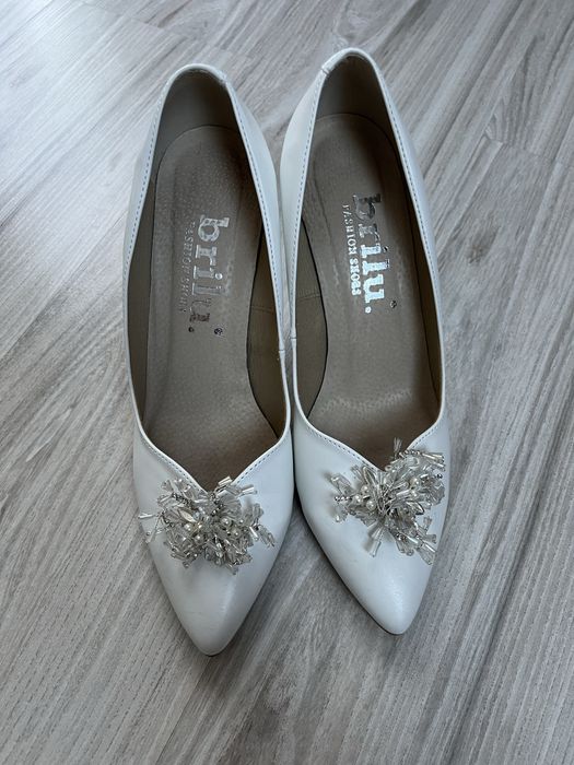 Buty ślubne Brilu r. 39
