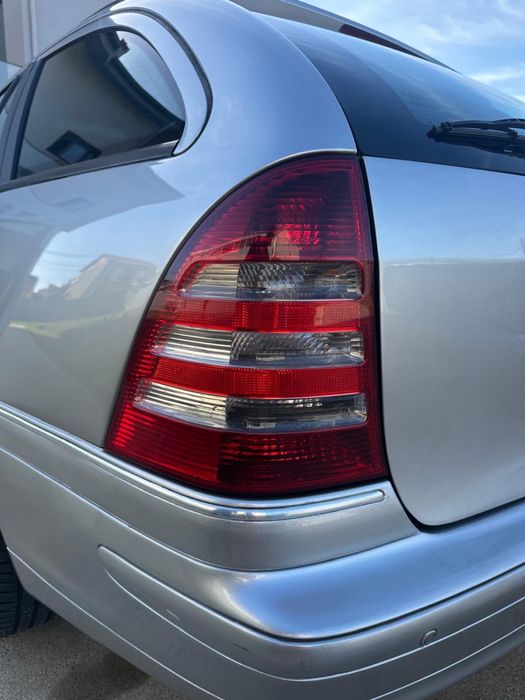 Mercedes C220  ( IMPECÁVEL )