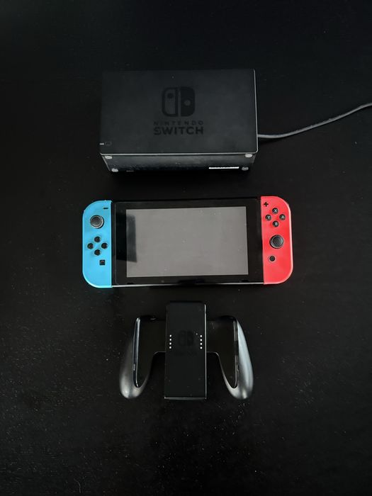 Nintendo Switch + Jogos + Acessórios - Excelente Estado