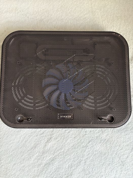 podkładka chłodząca laptop pod laptopa usbc