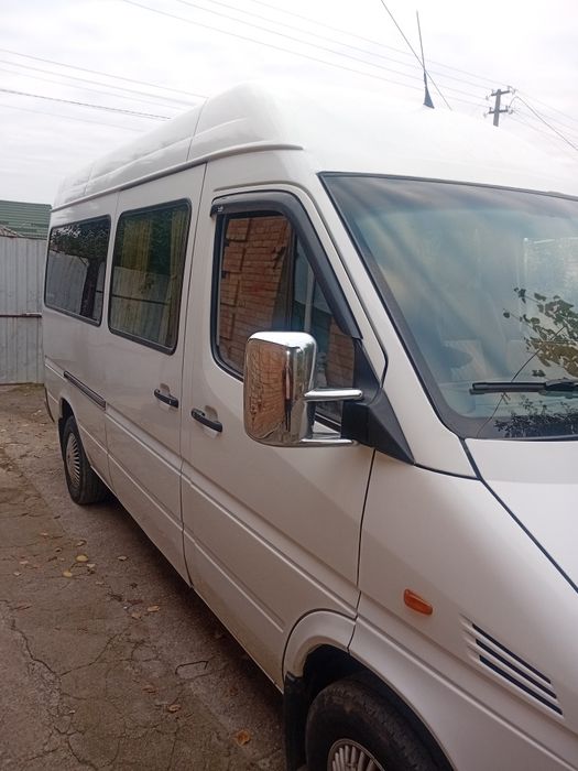 Оренда авто с водителям