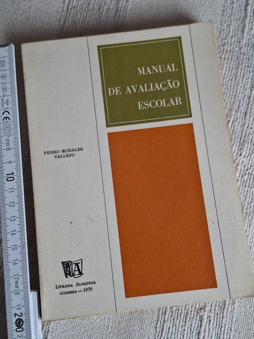 Manual de Avaliação Escolar por Pedro Morales Vallejo