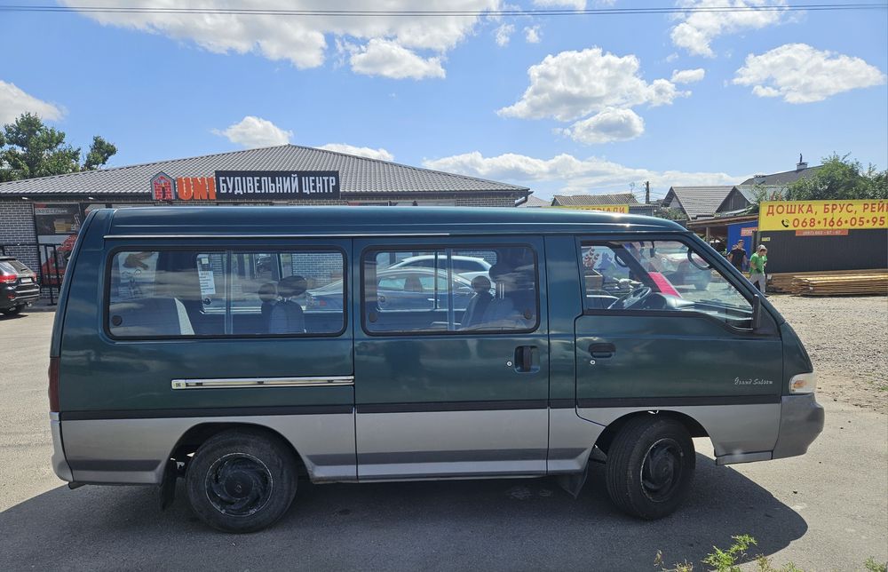 HYUNDAI H 100  пасажир