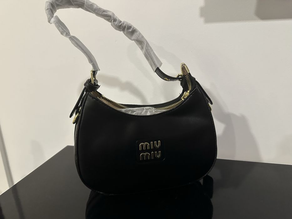 Mala Miu Miu  nova
