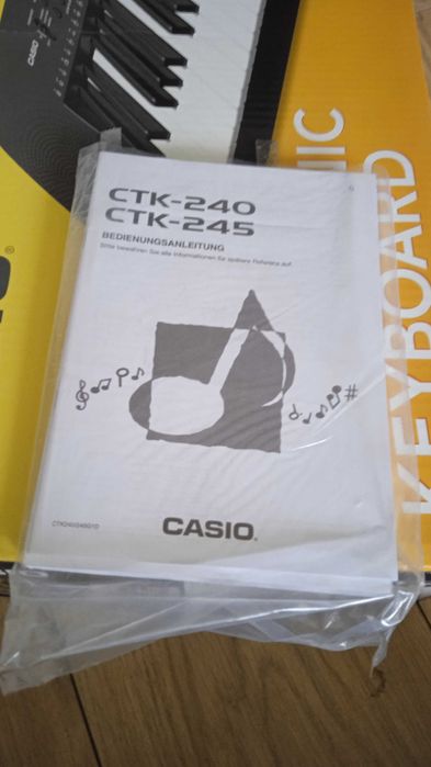 Pianino Casio ctk240