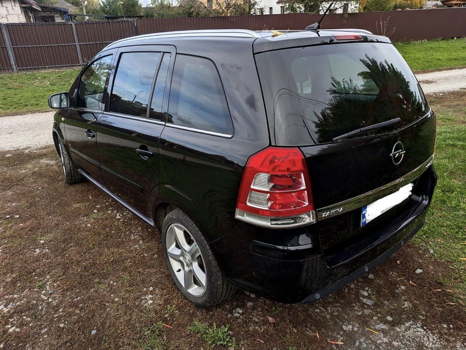 Продам Opel Zafira