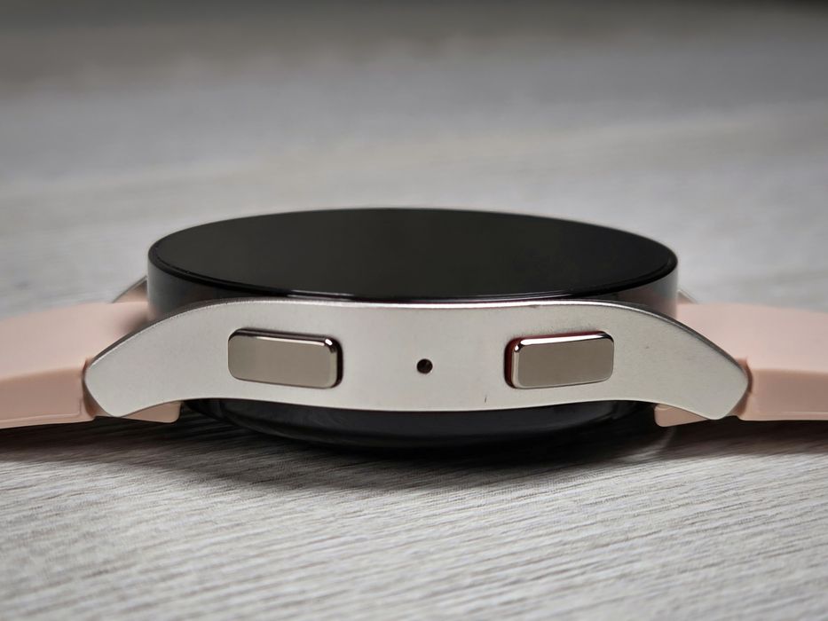 Смарт-годинник Samsung Galaxy Watch6 40mm LTE Gold (SM-R935U)