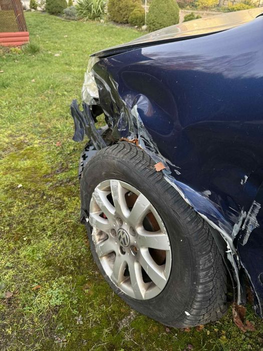 VW Golf 5 po wypadku