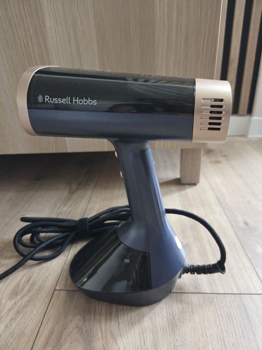 Parownica Russell Hobbs do ubrań