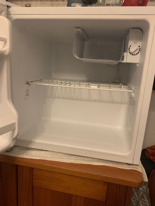 Frigobar super conservado