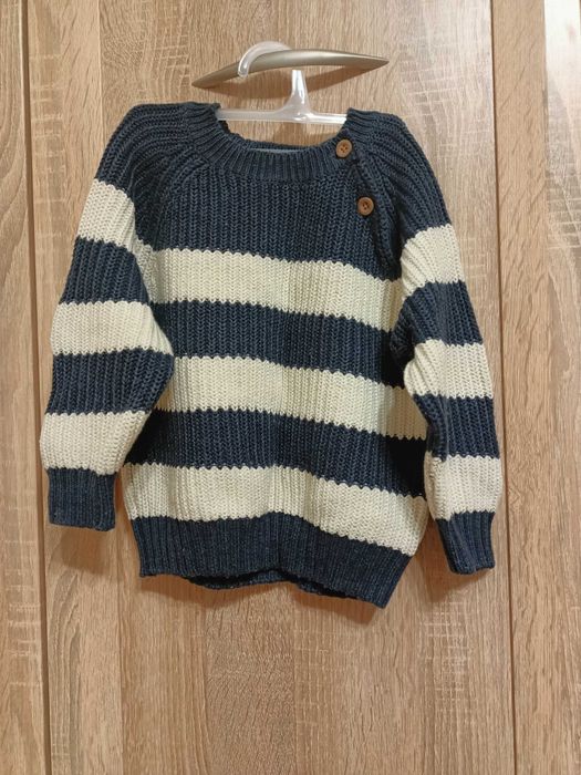 Swetr chłopięcy 92