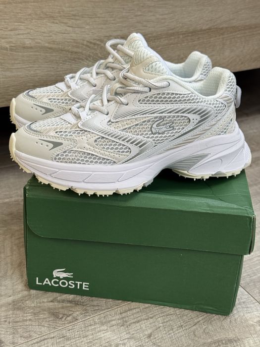 Кросівки Lacoste оригінал нові 37 розмір