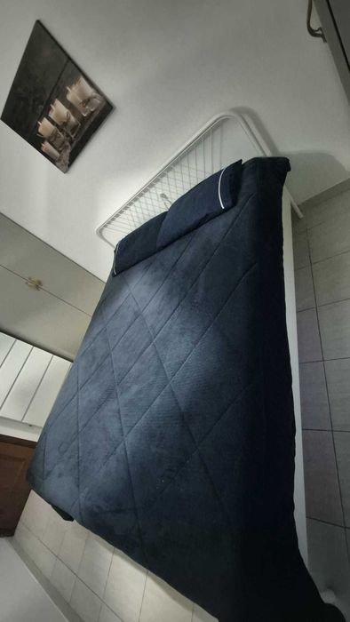 Cama de Casal IKEA 160x200 – Ferro Branco com Estrado – 100€