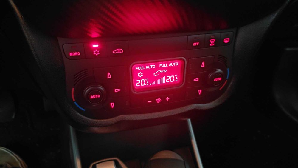 Alfa Romeo MiTo 1.3 JTDm – Económico, Fiável e Estiloso