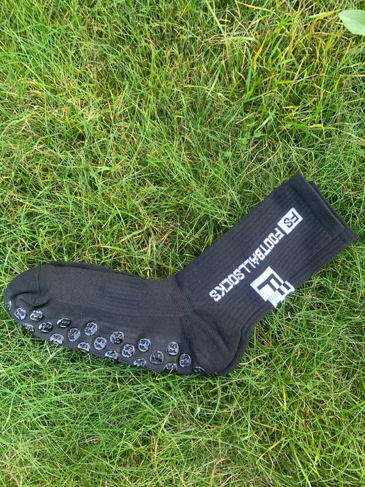 Piłkarskie skarpety czarne
