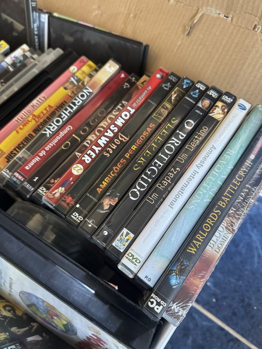 Lote de DVD’s jogos cds
