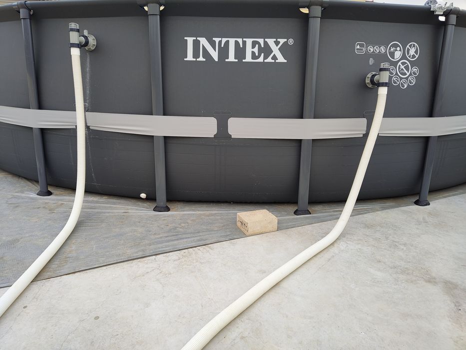 Bomba filtro de areia Intex para piscina