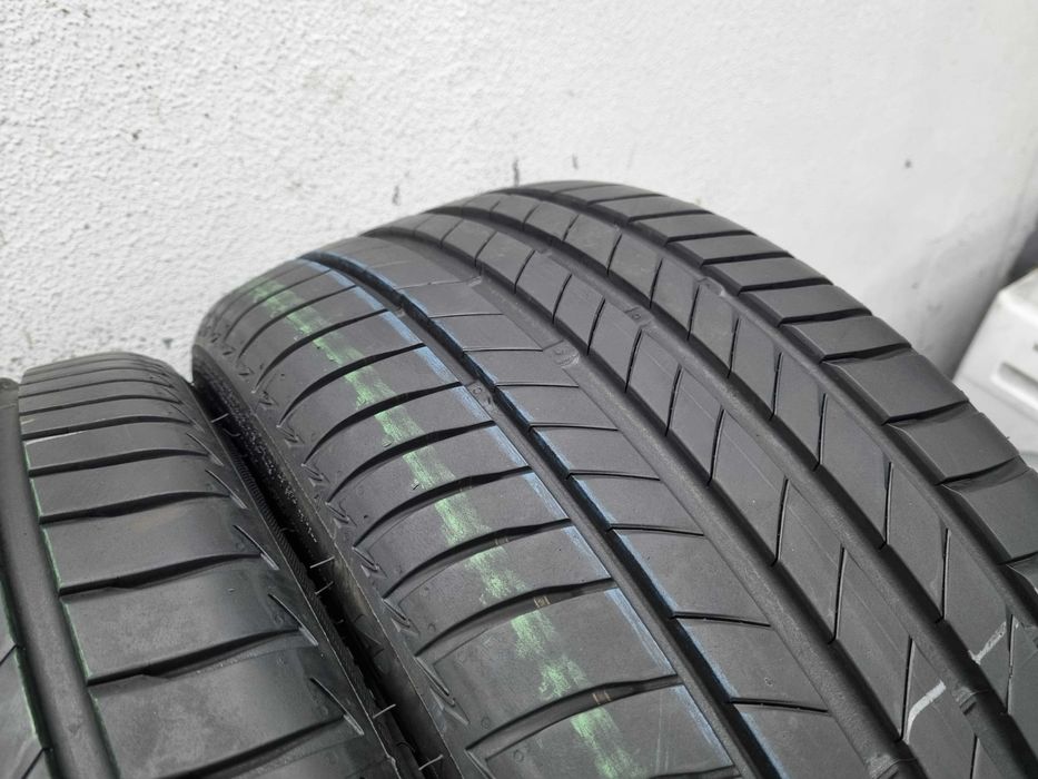 225/40/18 92Y Bridgestone Turanza T005 A0
