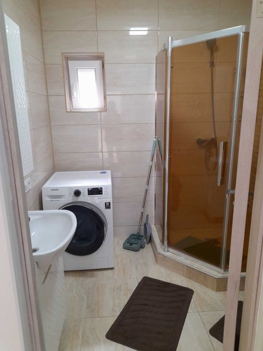 Затишний будинок у центрі міста подобово посу