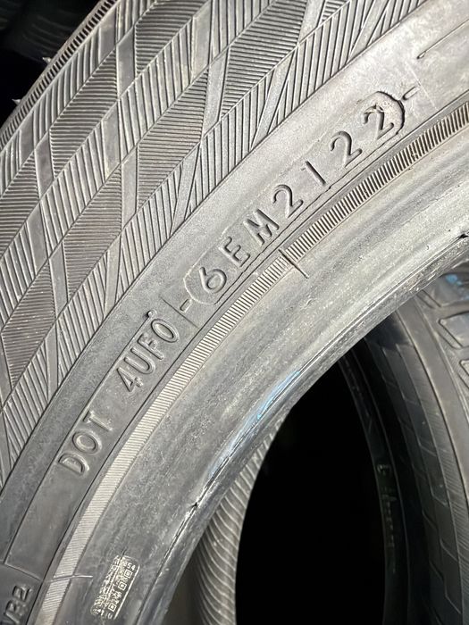 235/55 R19 Yokohama 4шт