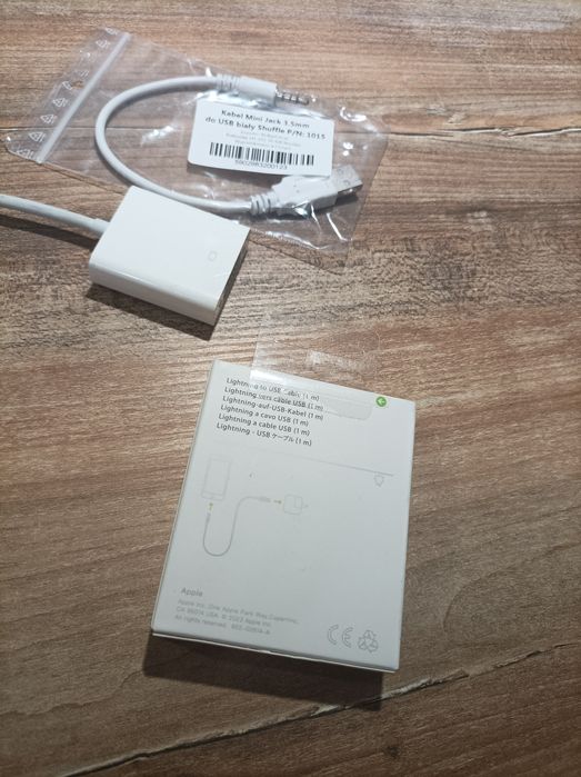Zestaw ładowarek, kabli Apple. Stan bardzo dobry lub nie używany.