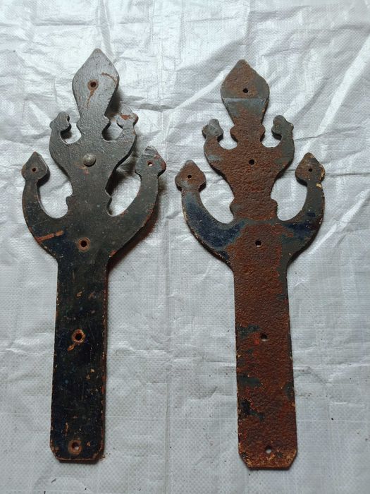 Zawiasy ozdobne-2  sztuki.