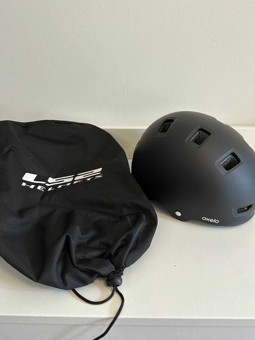 Capacete para Patins/Skate/Trotinete MF500 Preto Oxelo