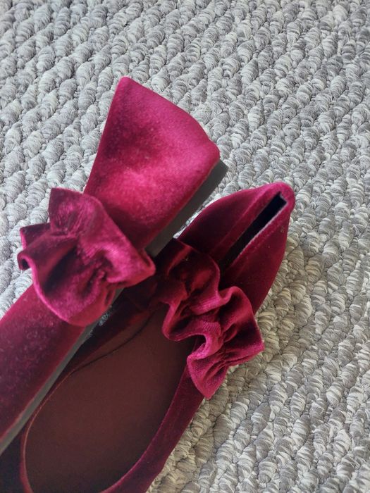 Buty dziewczęce zamszowe