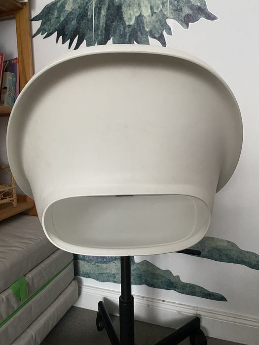 Krzesło biało-czarne loberget Ikea