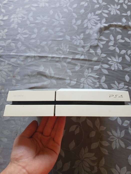 Vendo playstation 4