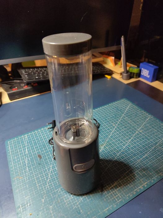 Blender kielichowy RICCO BL1088-GS