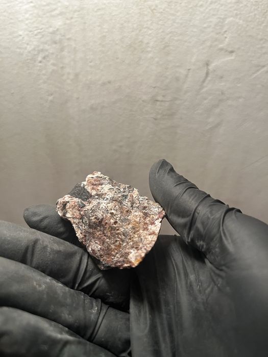 Mineraly uranowe uraninit