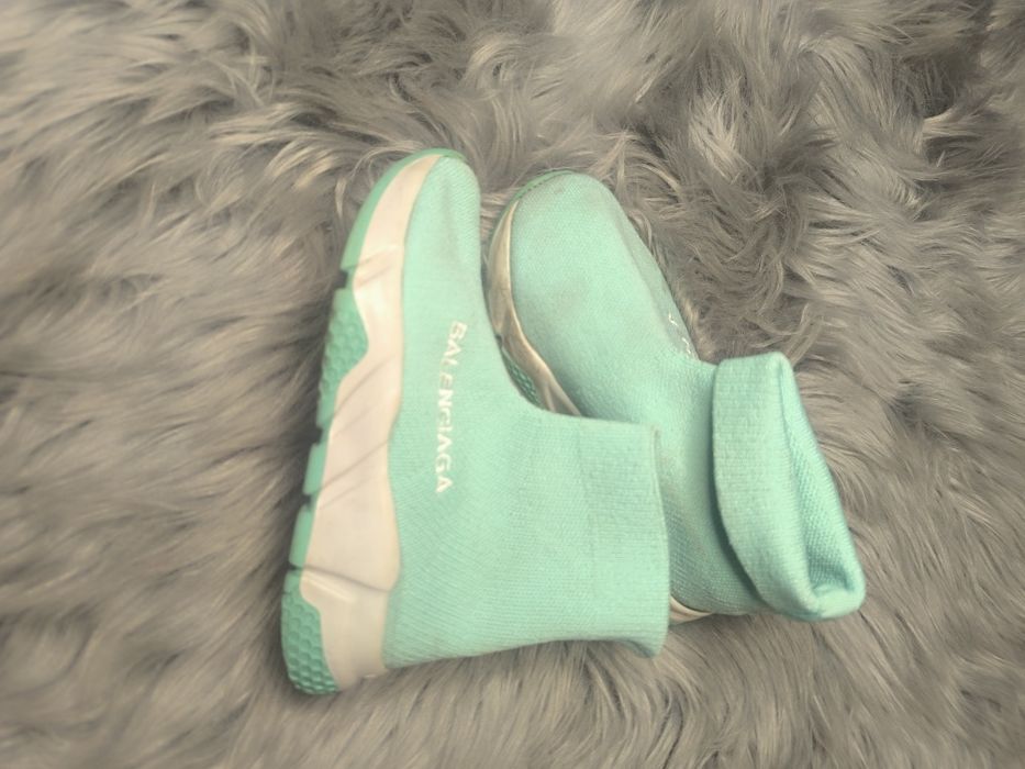 Bardzo ładne buty rozmiar 28