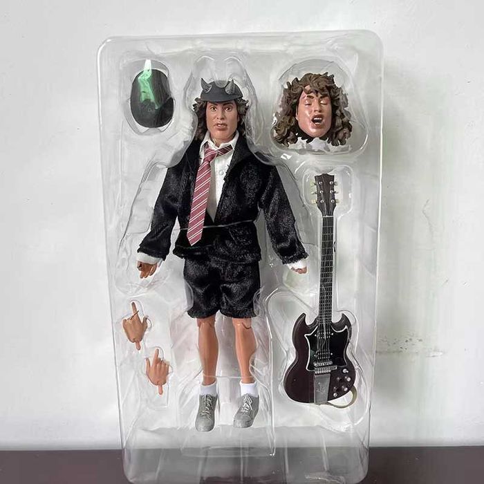 Figurka AC/DC Angus Young 18 cm