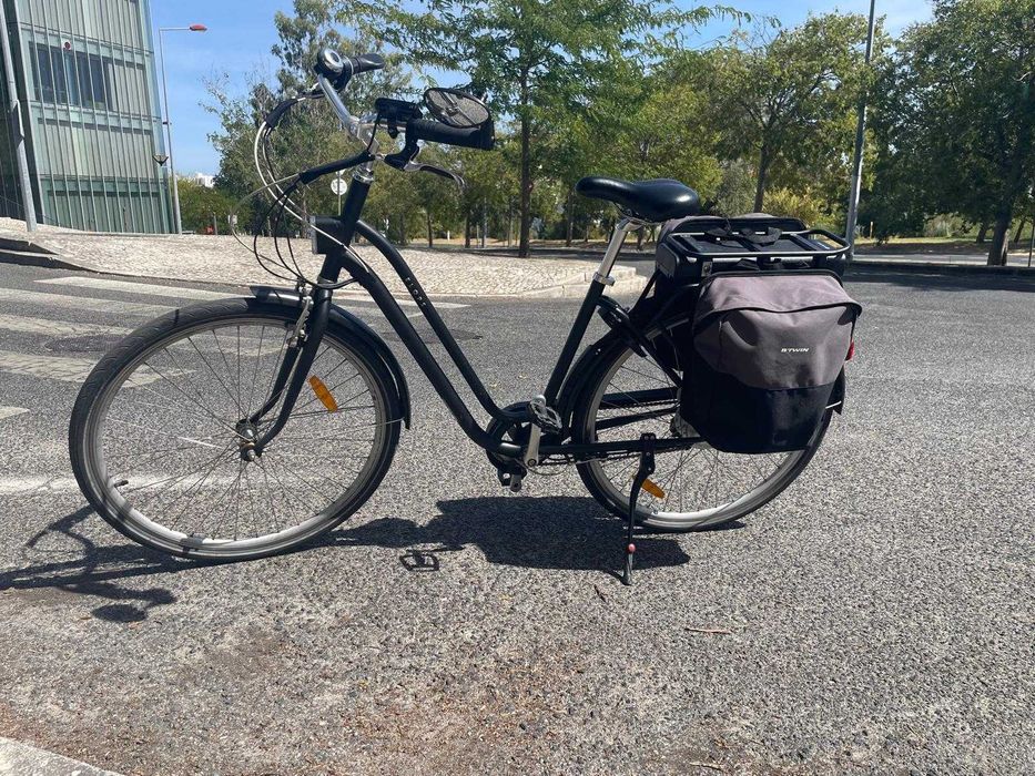 Bicicleta eléctrica  - pasteleira - btwin elops 120e