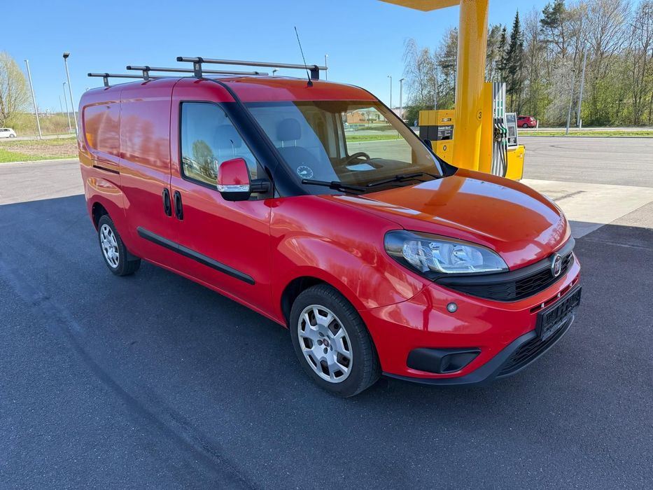 Fiat Doblo Cargo MAXI *klimatyzacja *Faktura VAT  Doblo Cargo MAXI *klimatyzacja *2x drzwi przesuwne *Faktura VAT