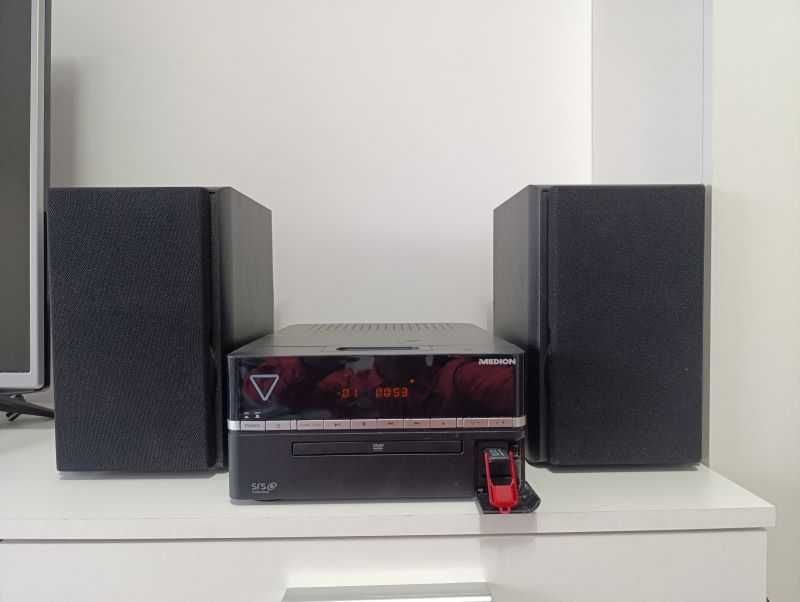 Kino domowe,  Medion MD83438, głosniki, pilot, wieża stereo