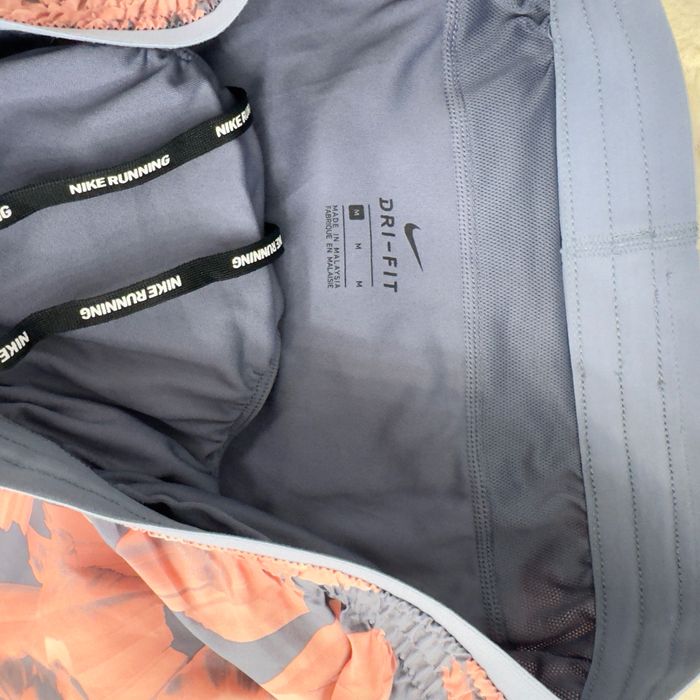 Спортивні Шорти nike жіночі м