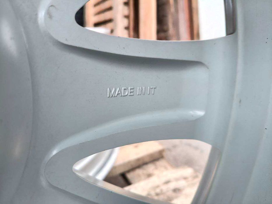 Диски Mercedes оригинал R18 5x112 ET41 8J. Привезены из Германии