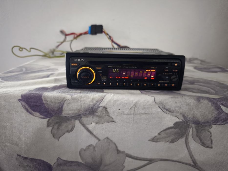 Radio samochodowe Sony lata 90 wyjście na zmieniarkę dwa kolory