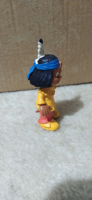 Boneco antigo yakari