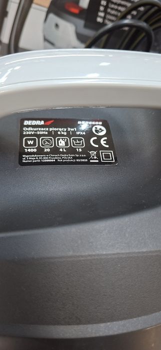 Odkurzacze piorący 15 l Dedra