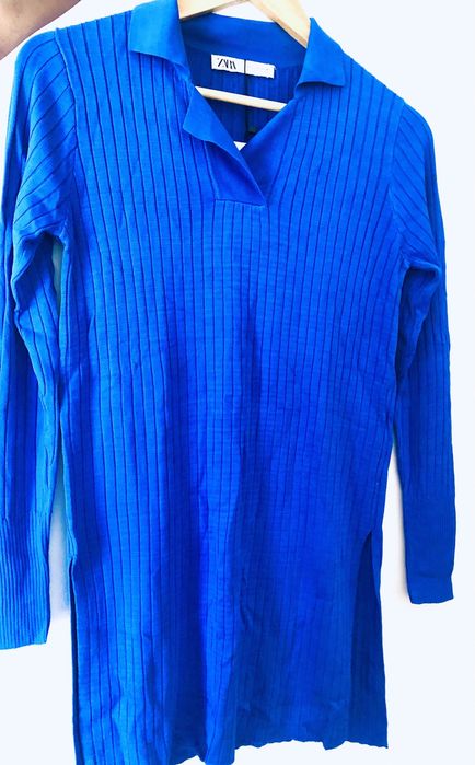 Vestido plissado azul Zara