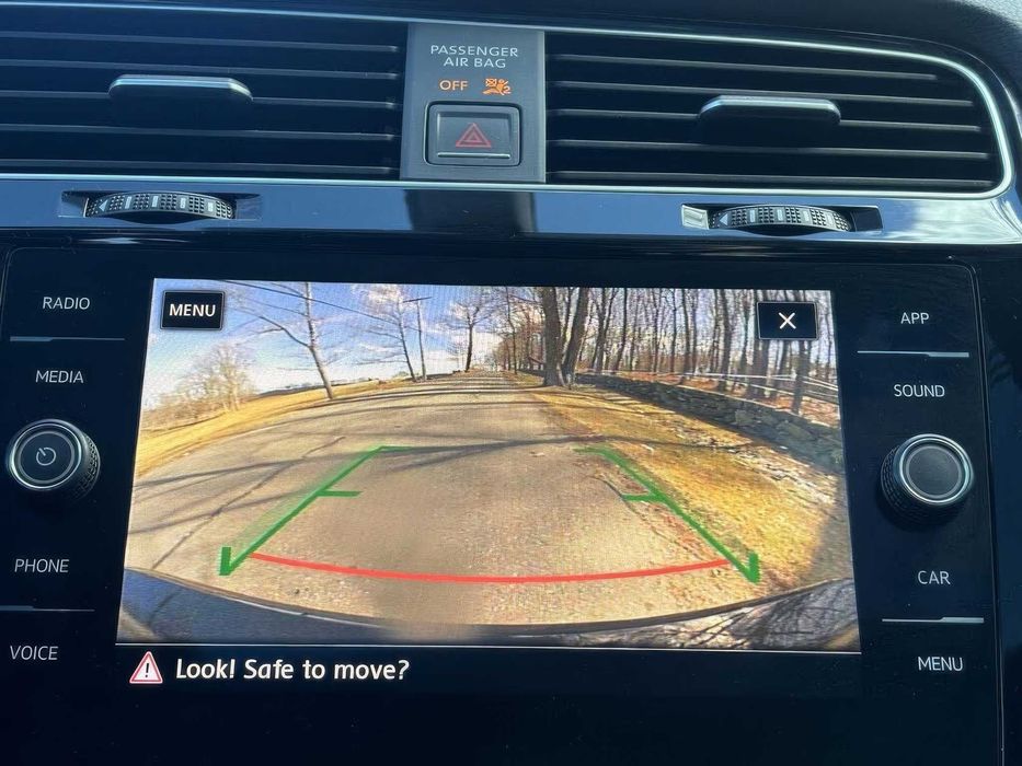 Volkswagen Golf GTI      2018