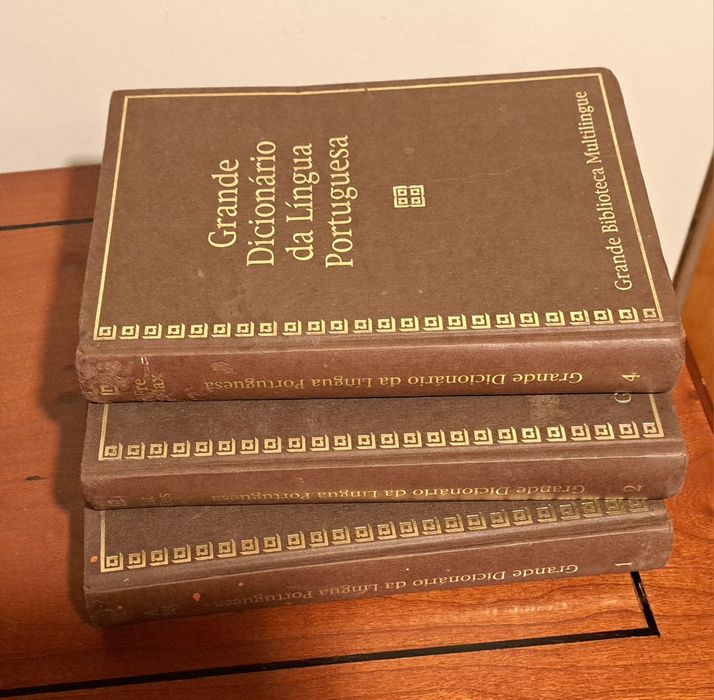 3 Livros Grande Dicionário da Língua Portuguesa- Biblioteca  Multiling