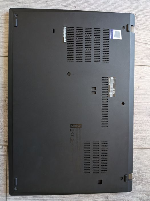 Lenovo ThinkPad  T490 i5 8gb + GRATISY