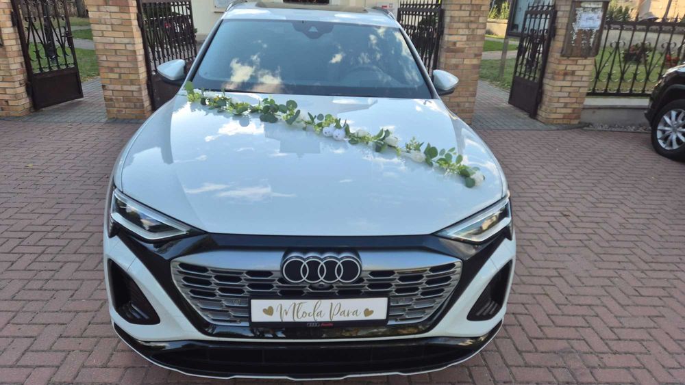 Auto do ślubu Audi Q8 Etron zdalne sterowanie