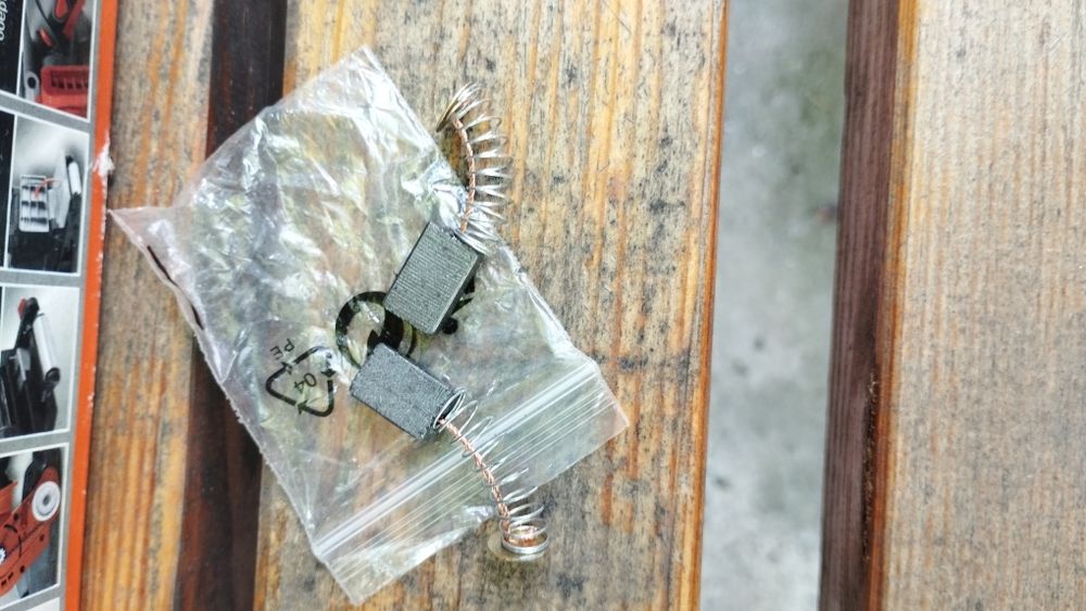 Стрічкова шліфувальна машина Dnipro-M BS-94S