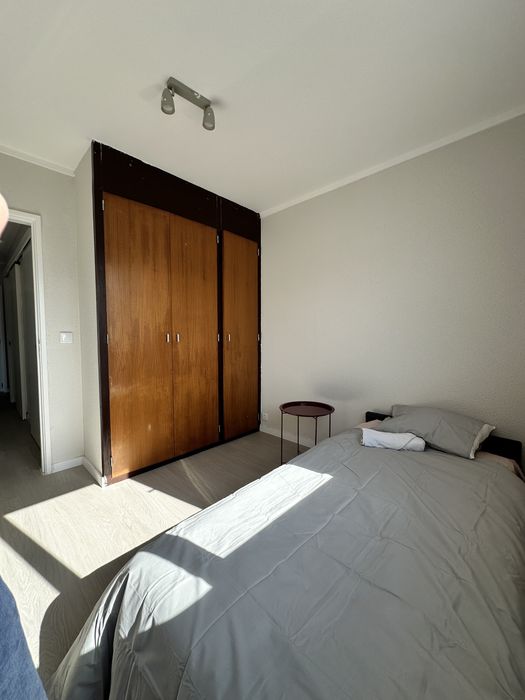 Quarto para arrendar em monte abraao