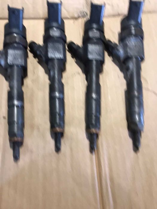 Форсунка Рено 1,9DCI Трафік Лагуна Опель Віваро (стенд)